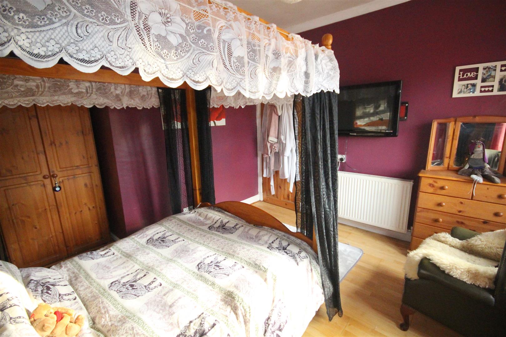 3 bedroom end terrace house For Sale in Sough, Barnoldswick - IMG_9995.jpg